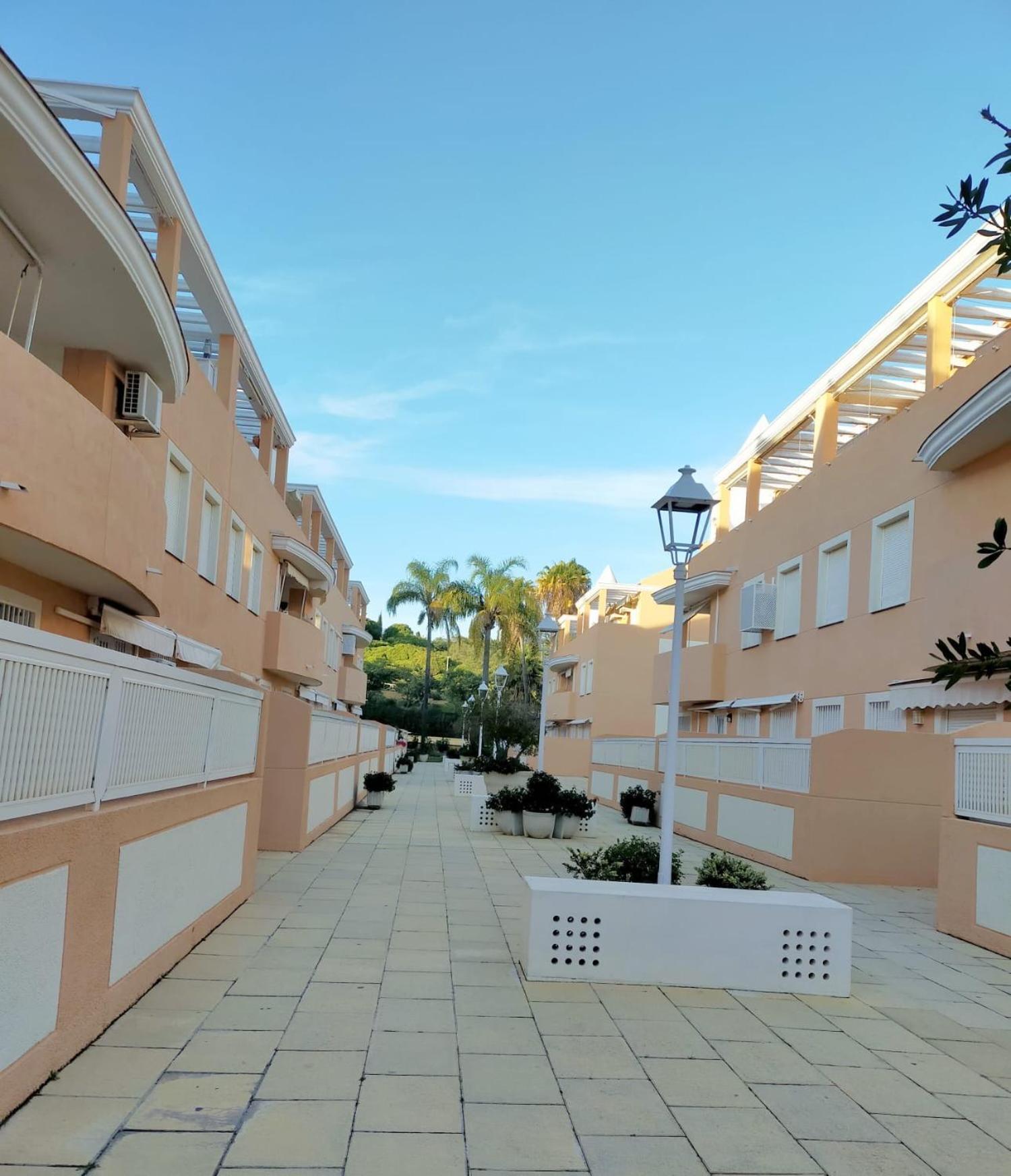 Ipanema Costa - Ислантила Екстериор снимка